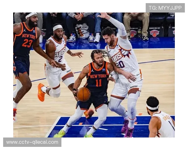 太阳对阵尼克斯，布克与布伦森得分能力对决